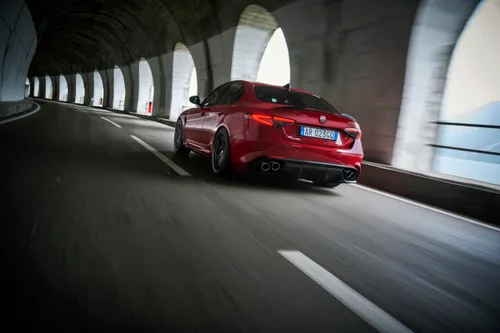 Alfa Romeo Giulia Quadrifoglio 2023