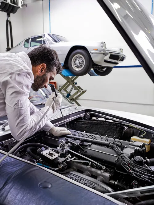 restauro maserati classiche