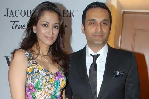 pilota lamgorghini sardegna e moglie