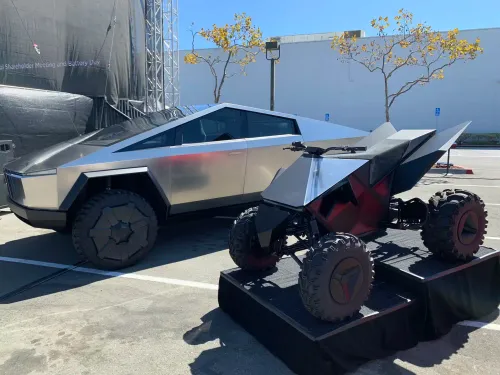 tesla cyberquad e truck