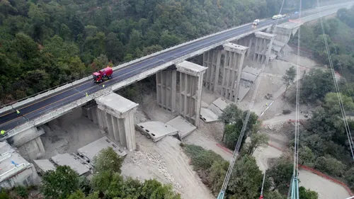 viadotto torraccia post alto laterale