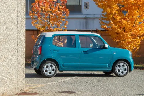 Suzuki Alto laterali hybrid