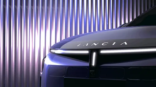 frontale lancia ypsilon 2024 saturazione aumentata