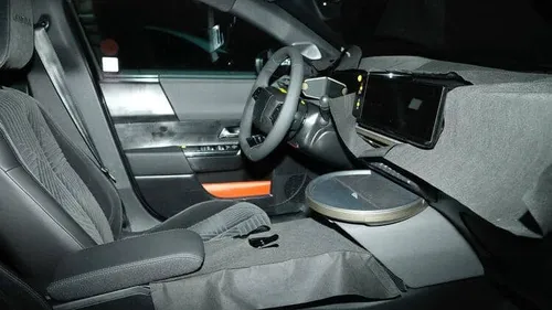 interni ypsilon 2024