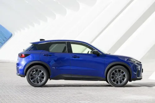 dimensioni Lexus LBX