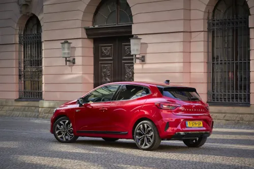 mitsubishi colt 2024 gamma 4