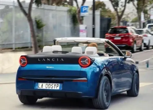 nuova lancia ypsilon cabrio 1122x813 1