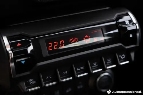 suzuki ignis hybrid 2024 4