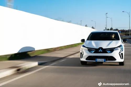 mitsubishi colt hybrid 2024 15