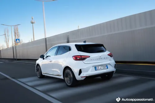 mitsubishi colt hybrid 2024 17