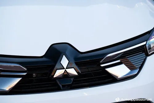 mitsubishi colt hybrid 2024 19