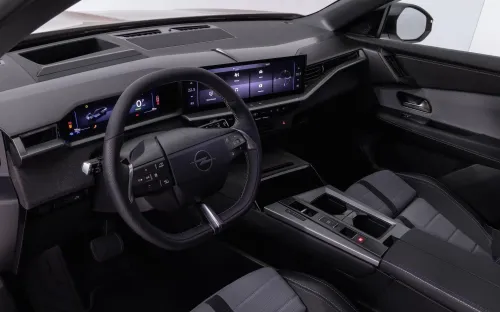 opel grandland 2024 interni