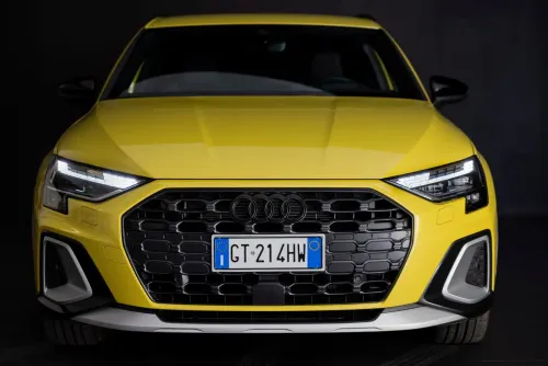 dettaglio muso audi a3 allstreet