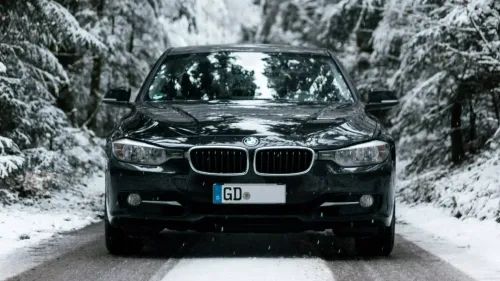 bmw nera su neve auto importate dalla germania