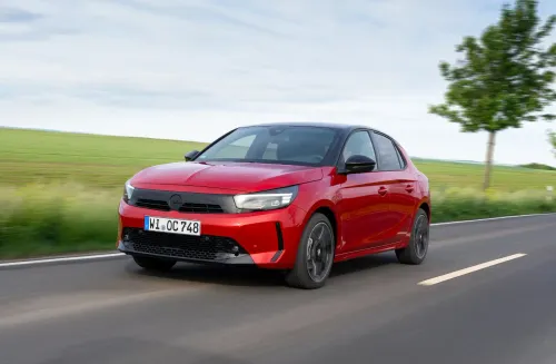 Opel Corsa Hybrid prova