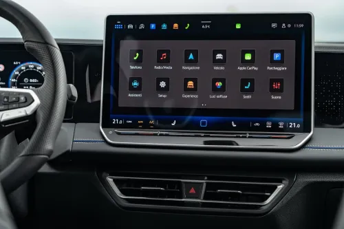 volkswagen tiguan 2024 interni 3