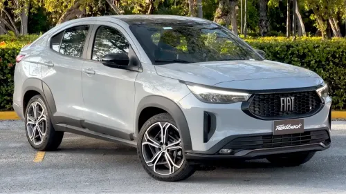 2023 fiat fastback colombia front view