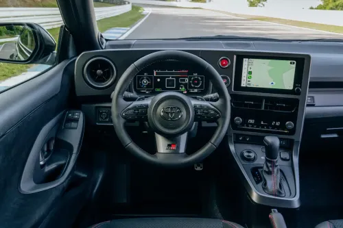 2024 gr yaris automatic precious metal dpl interior and details 002