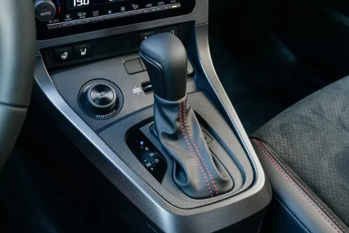 2024 gr yaris automatic precious metal dpl interior and details 008