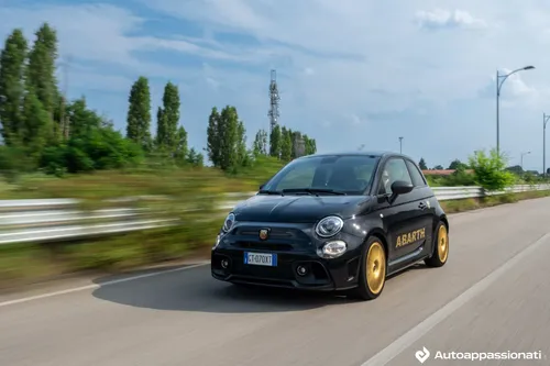 abarth 695 75 anniversario 15