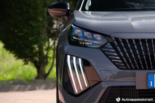 fari LED peugeot 2008 gt