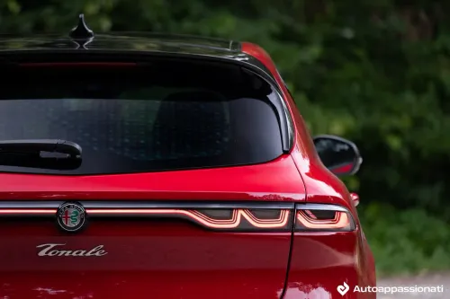 alfa romeo tonale tributo italiano 12