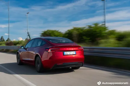 tesla model 3 long range 04