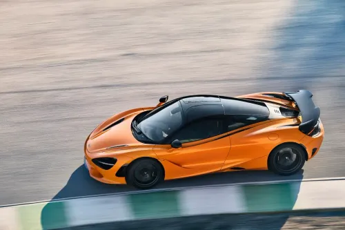 mclaren750scoup laterale