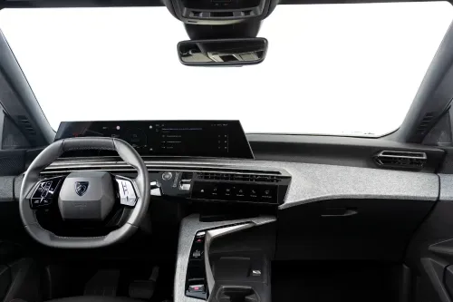 interni Peugeot 3008 Hybrid