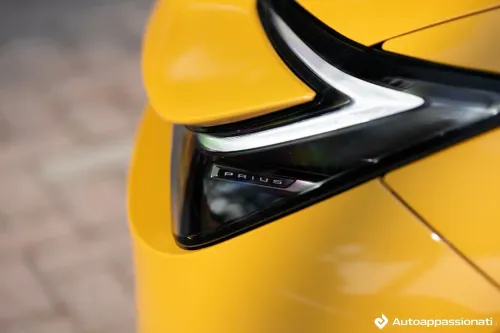 toyota prius 2024 11