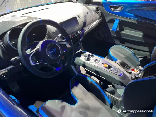 Alpine A110 ultime 01