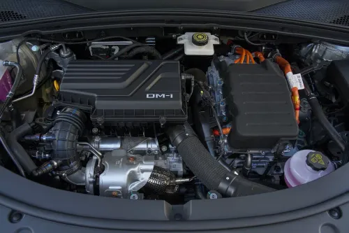 BYD SEAL U DM-i ibrida motore powertrain