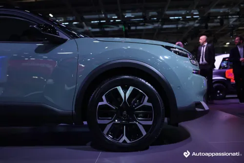 citroen c4 e c4 x 2025 05