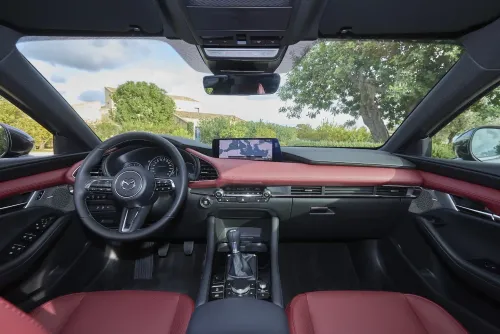 mazda 3 2025 interni