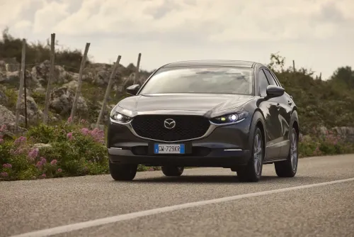 mazda cx 30 2025 guida