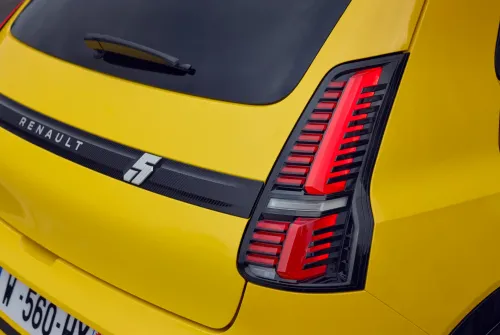 Renault 5 E-Tech electric 