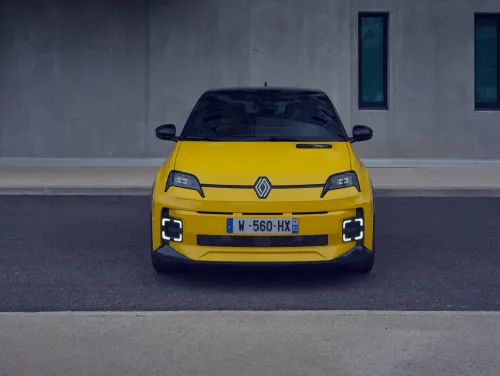 Renault 5 E-Tech electric 