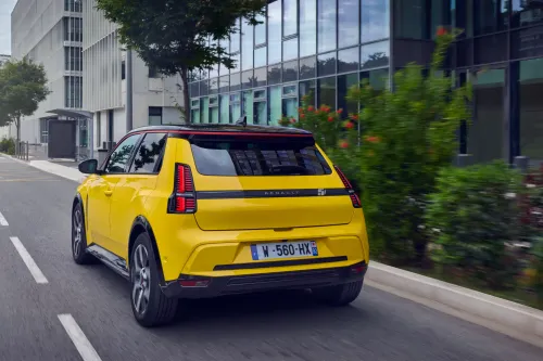 Renault 5 E-Tech electric 