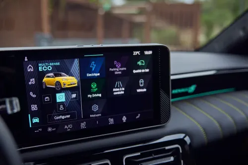 Renault 5 E-Tech electric 