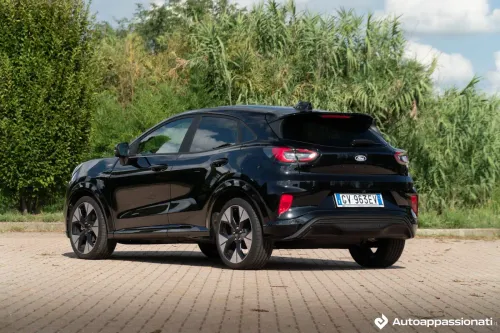 ford puma st-line x posteriore