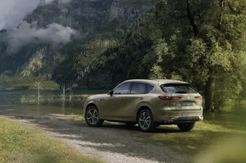 mazda cx 60 2025 posteriore