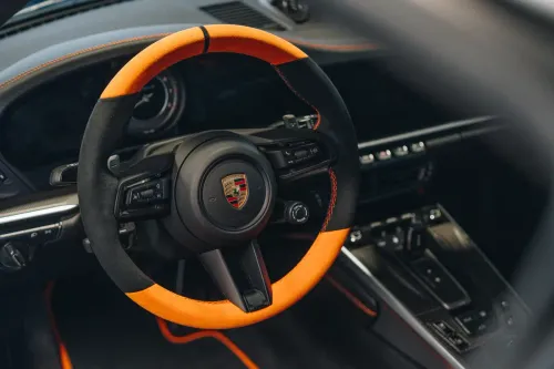 interni porsche 911 turbo s velos