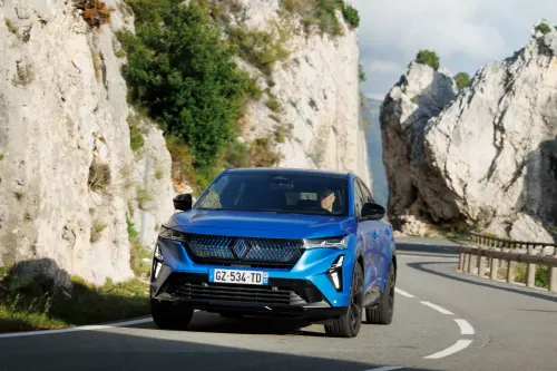 renault rafale e tech 4x4 300 hp atelier alpine 8