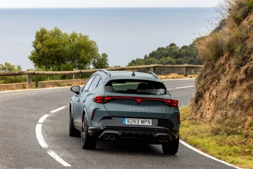 cupra formentor back
