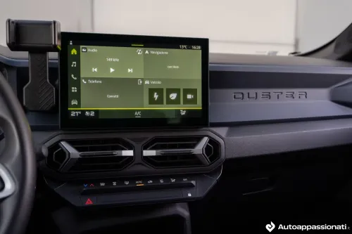 dacia duster hybrid journey 02