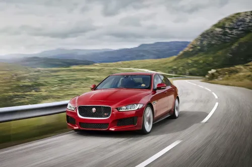 Jaguar XE 2015