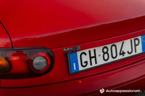 Mazda MX-5 NA 1.8 16v 1994 logo MX-5