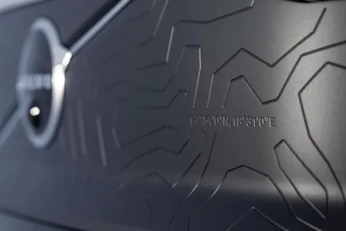 Volvo_EX30_Cross_Country_