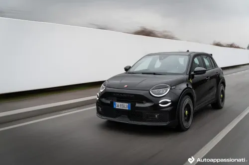 abarth 600e turismo 17