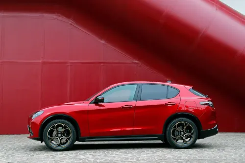 alfa romeo stelvio intensa